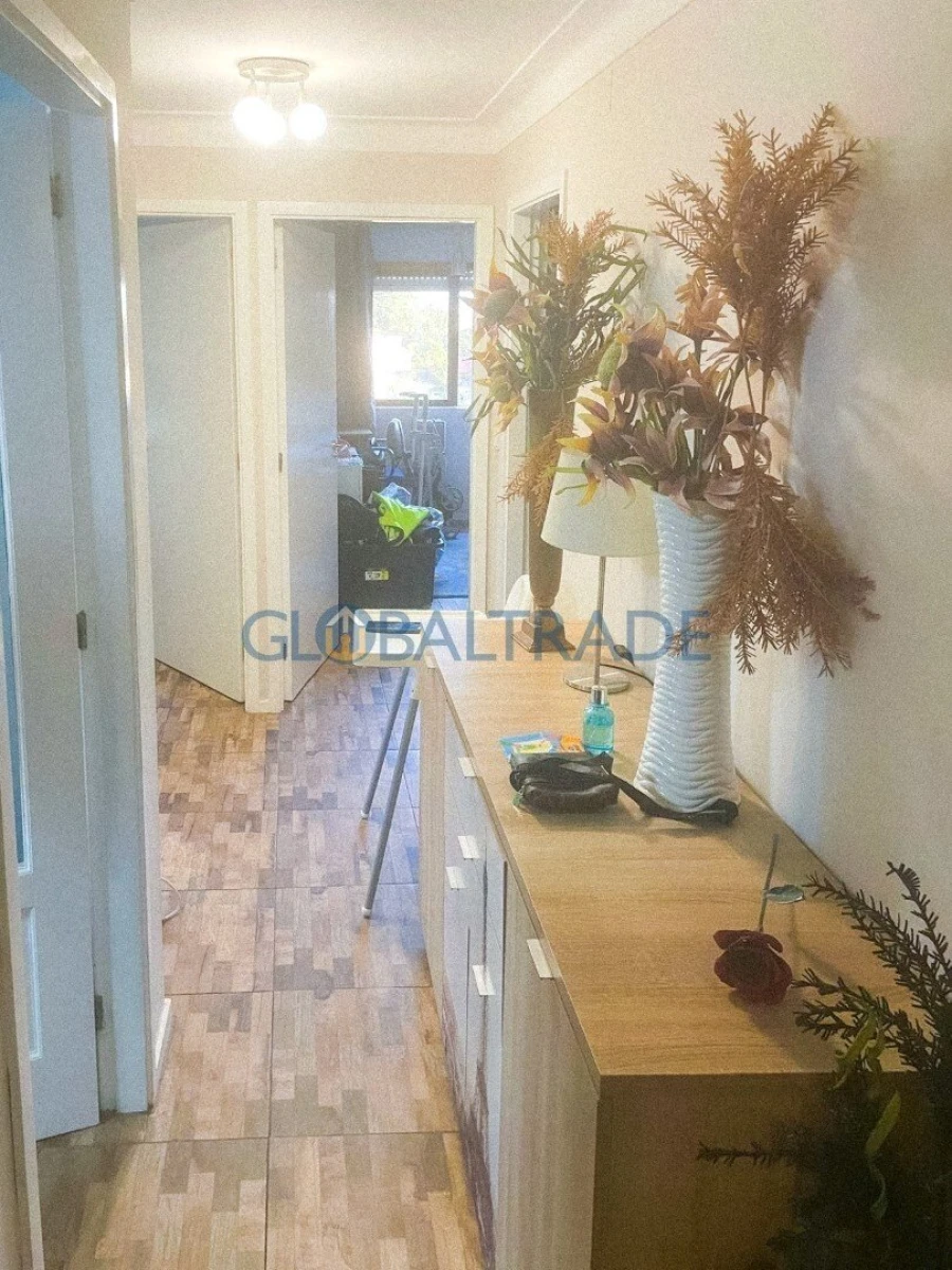 Apartamento T2 para Venda em Rio Tinto Foto 4