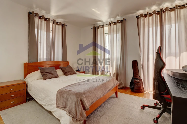 Moradia T4 para Venda em Cadaval e Pêro Moniz Foto 13