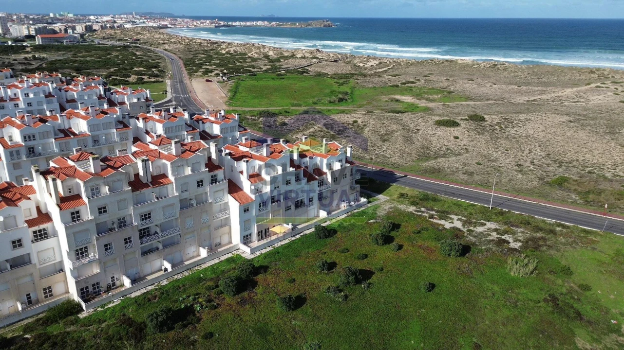 Apartamento T1 para Venda em Ferrel Foto 2