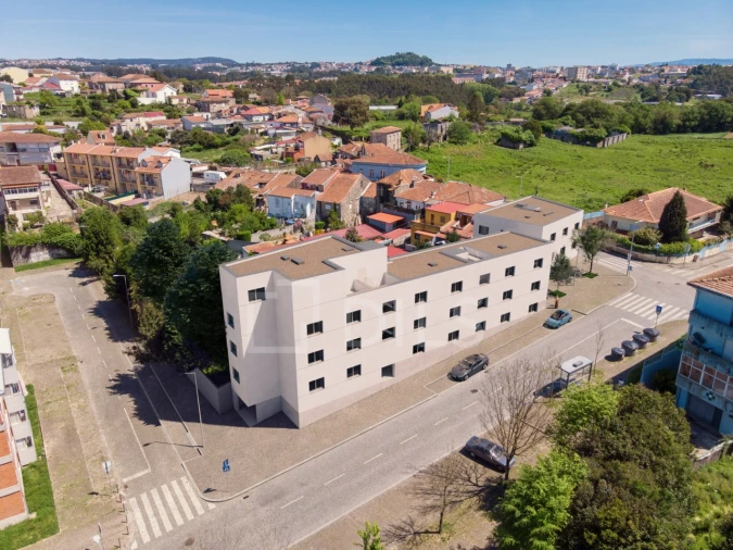 Apartamento T2 para Venda em Campanhã Foto 3