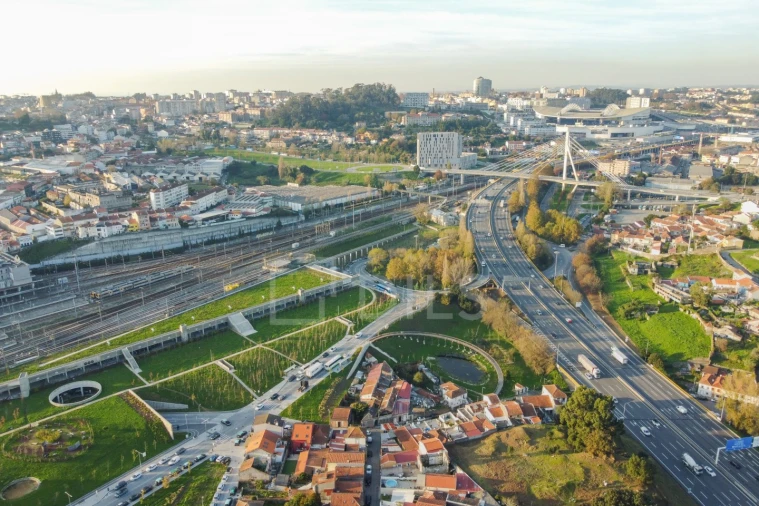 Apartamento T2 para Venda em Campanhã Foto 7