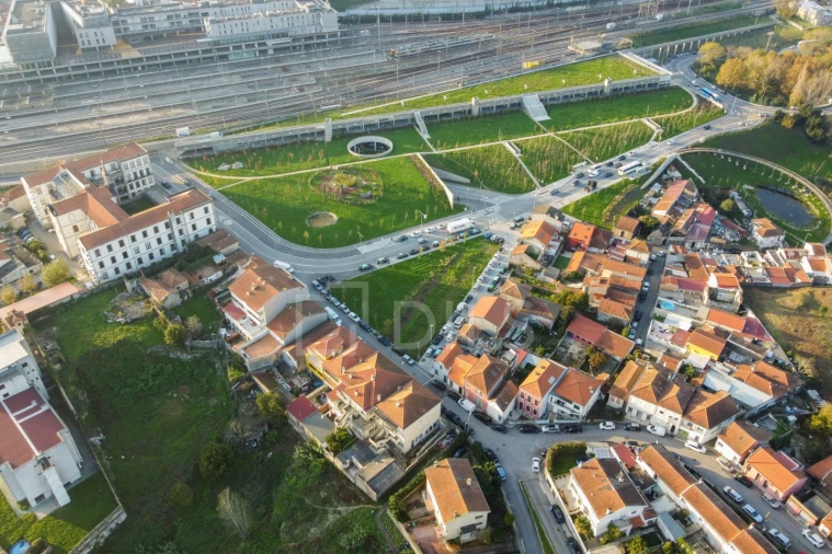 Apartamento T2 para Venda em Campanhã Foto 11