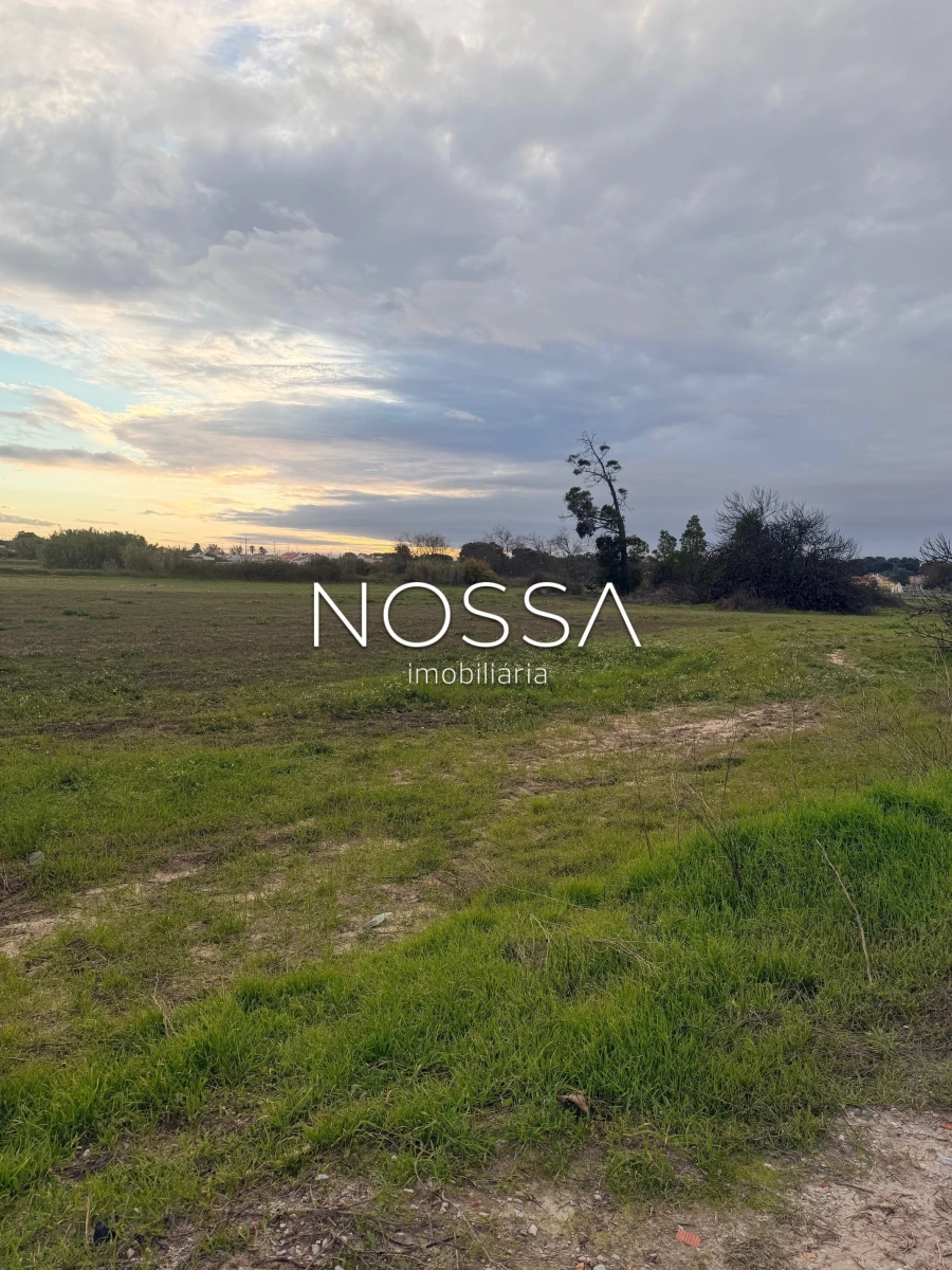 Terreno para Venda em Alhos Vedros Foto 3