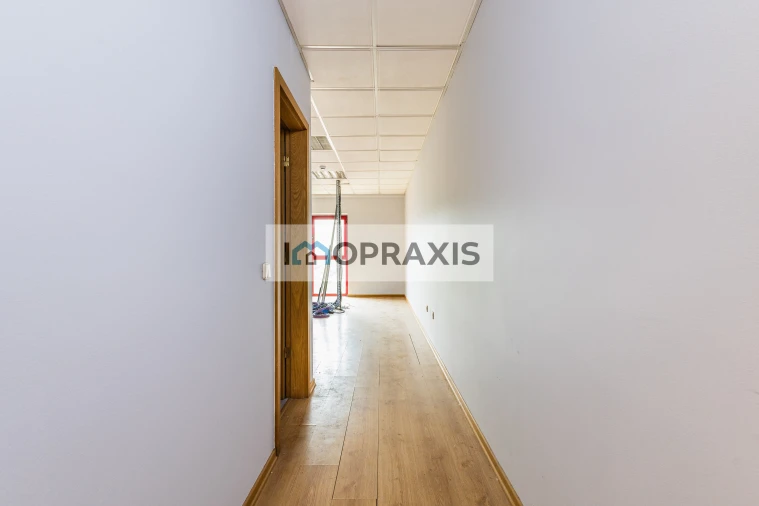 Escritório para Venda em Leiria, Pousos, Barreira e Cortes Foto 3