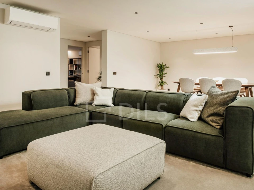 Moradia T4 para Venda em Almancil Foto 7