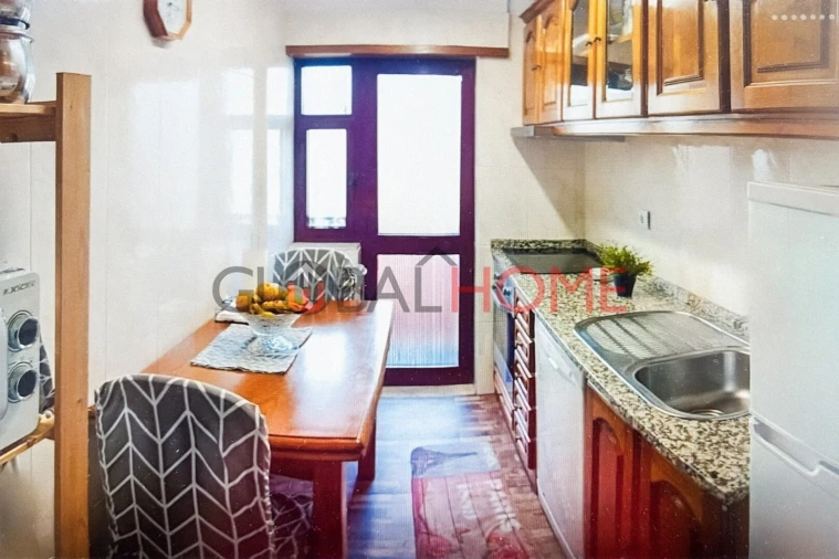 Apartamento T2 para Venda em Rio Tinto Foto 6