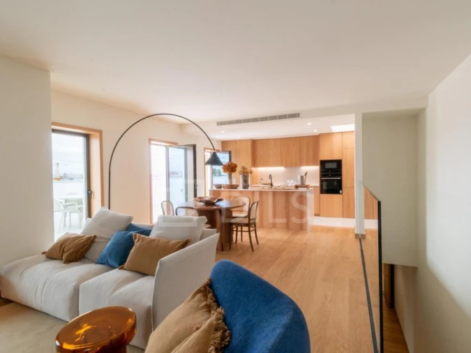 Apartamento T2 para Venda em Cedofeita, Santo Ildefonso, Sé, Miragaia, São Nicolau e Vitória Foto 1