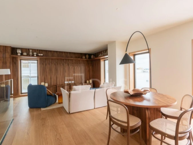 Apartamento T2 para Venda em Cedofeita, Santo Ildefonso, Sé, Miragaia, São Nicolau e Vitória Foto 2