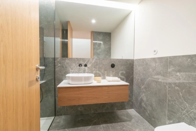 Apartamento T1 para Venda em Cedofeita, Santo Ildefonso, Sé, Miragaia, São Nicolau e Vitória Foto 4