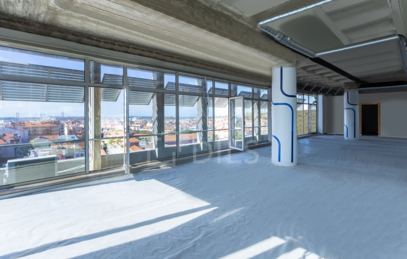Escritório para Arrendamento em Campo de Ourique Foto 7