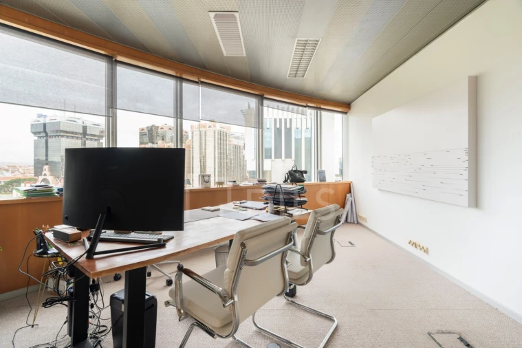 Escritório para Arrendamento em Campo de Ourique Foto 4