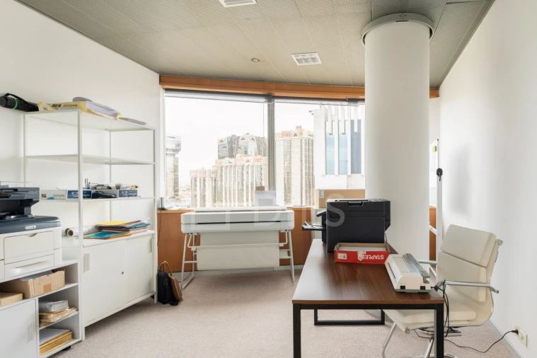 Escritório para Arrendamento em Campo de Ourique Foto 9