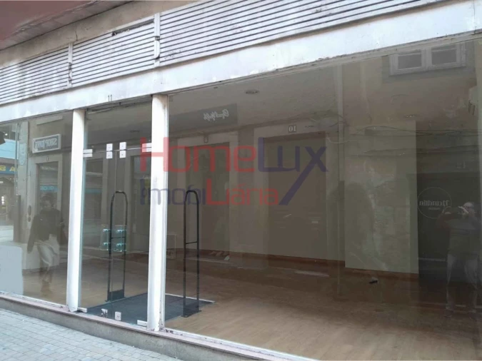 Loja para Arrendamento em Viseu Foto 3