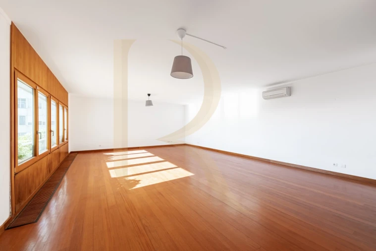 Apartamento T4 para Venda em Belém Foto 6