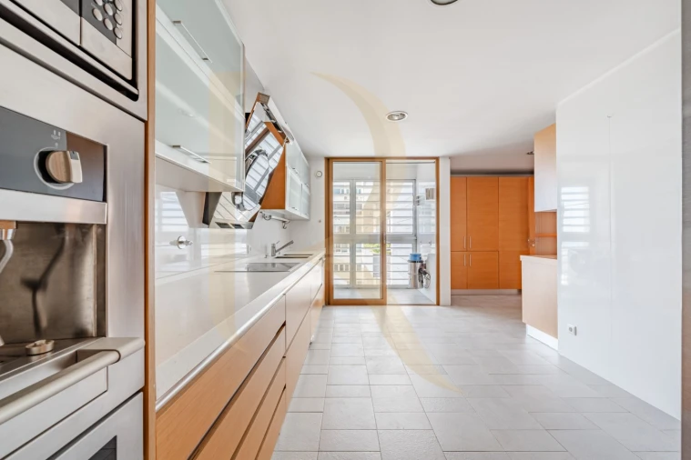 Apartamento T4 para Venda em Belém Foto 14