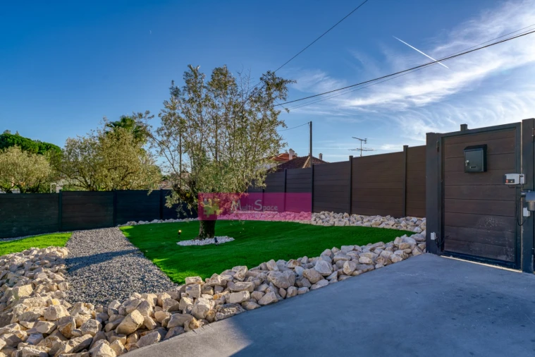 Moradia T2 para Venda em Nossa Senhora da Piedade Foto 12