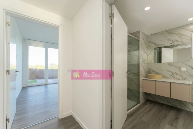 Moradia T2 para Venda em Nossa Senhora da Piedade Foto 31