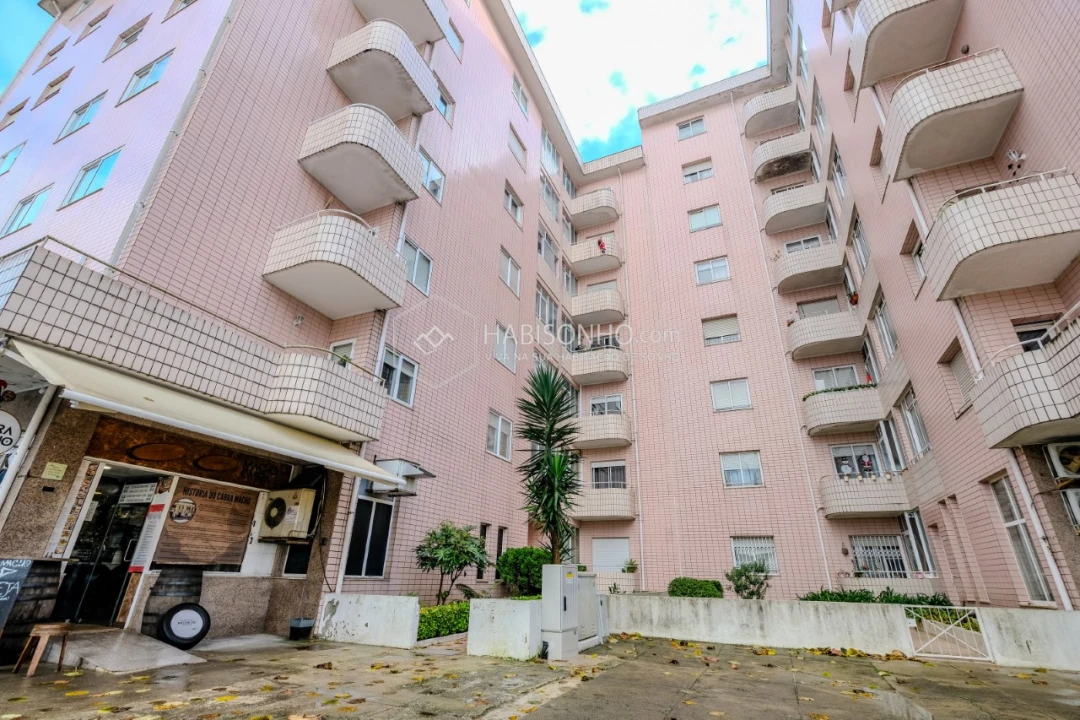 Apartamento T2 para Venda em Baguim do Monte (Rio Tinto) Foto 17