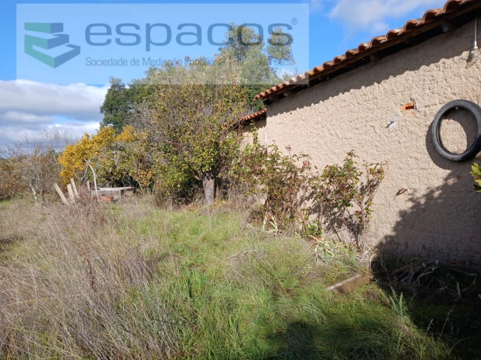 Quinta T1 para Venda em Freixial e Juncal do Campo