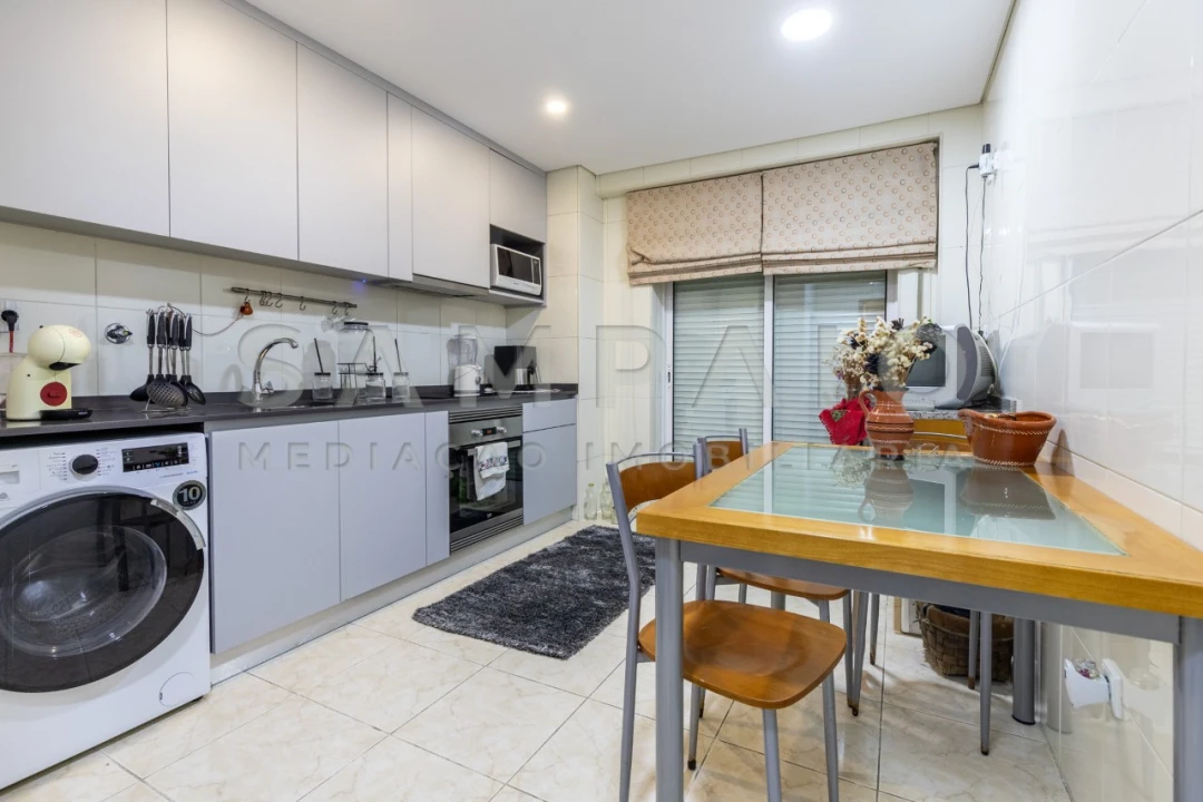 Apartamento T2 para Venda em Gondomar (São Cosme), Valbom e Jovim Foto 1