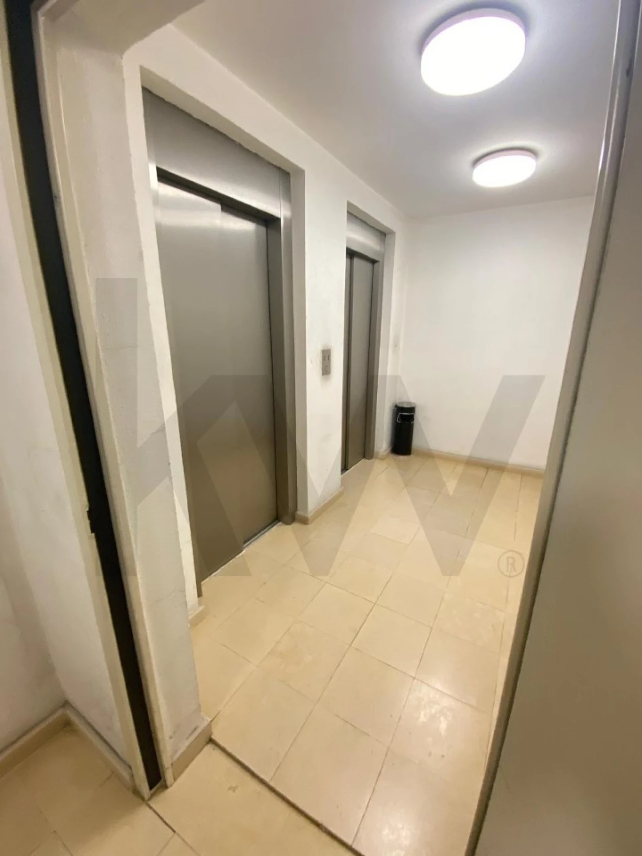 Garagem para Venda em Avenidas Novas Foto 9