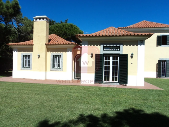 Moradia T6 para Arrendamento em Cascais e Estoril Foto 1