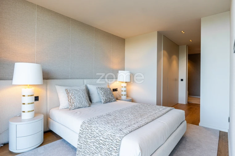 Apartamento T4 para Venda em Canidelo Foto 30