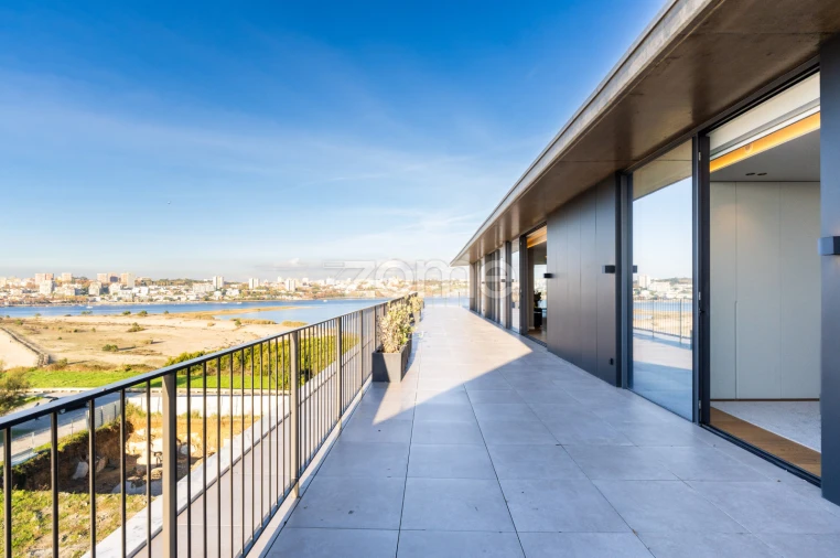 Apartamento T4 para Venda em Canidelo Foto 41