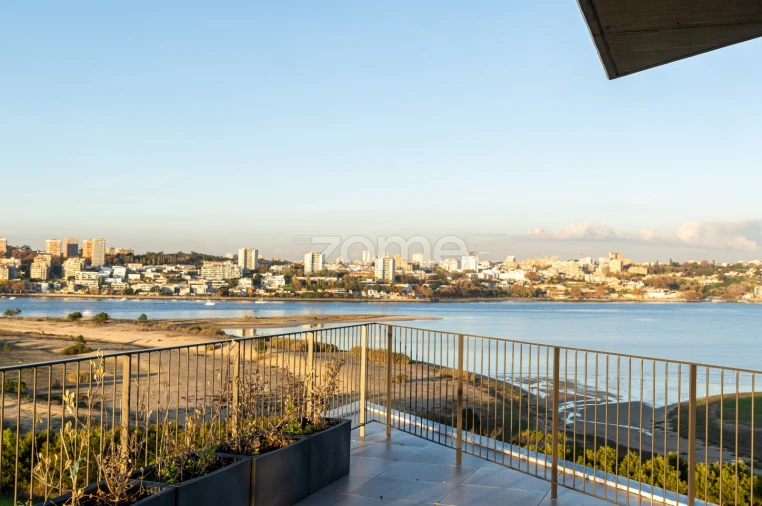 Apartamento T4 para Venda em Canidelo Foto 43