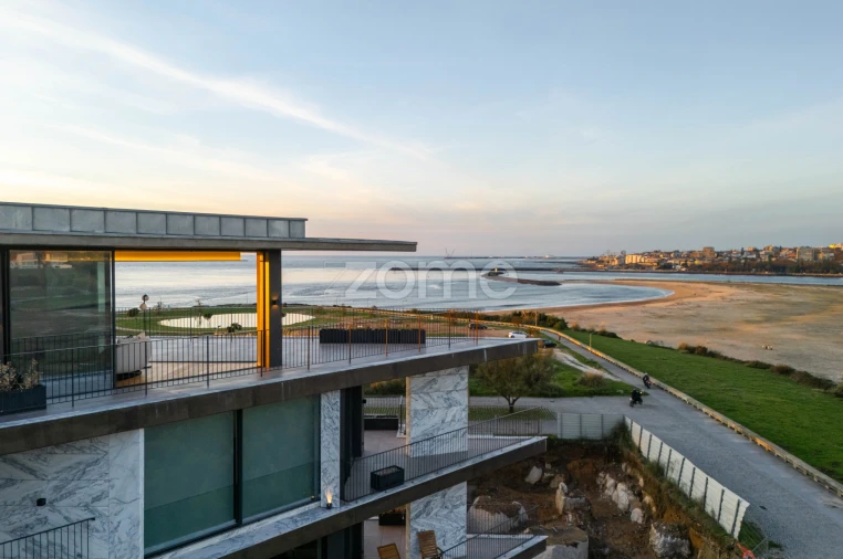 Apartamento T4 para Venda em Canidelo Foto 49