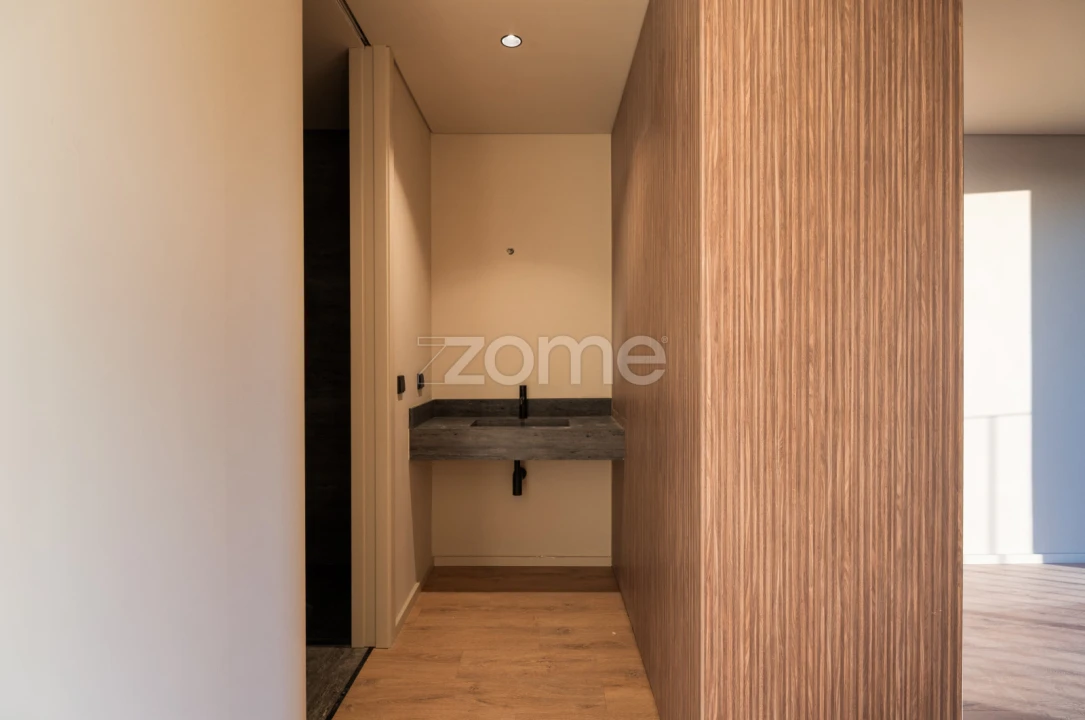 Apartamento T1 para Venda em Vilar de Andorinho Foto 5