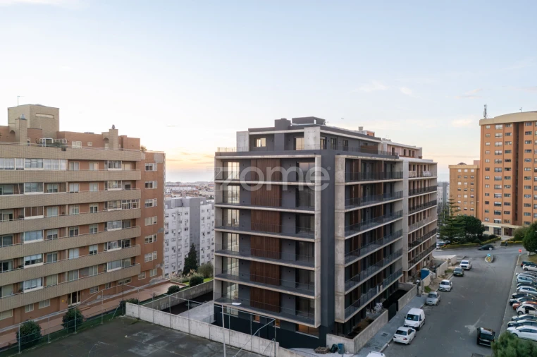 Apartamento T1 para Venda em Vilar de Andorinho Foto 11