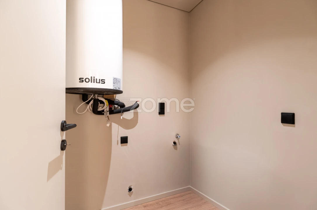 Apartamento T1 para Venda em Vilar de Andorinho Foto 9