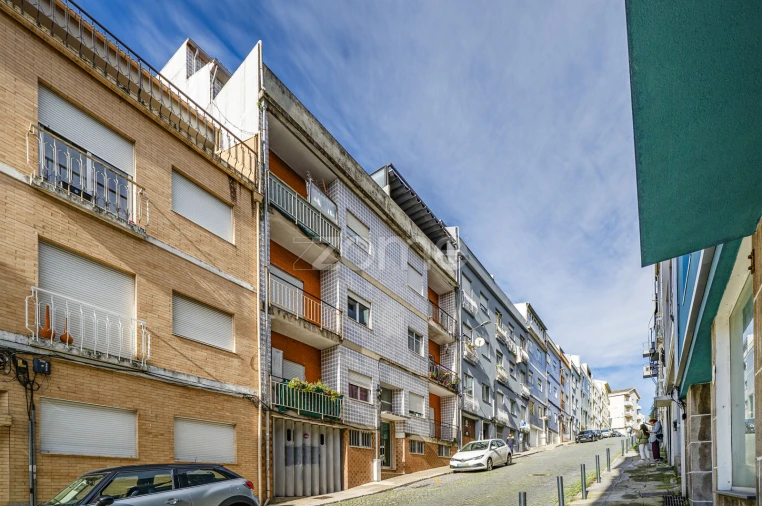 Apartamento T2 para Venda em São Vitor (Braga) Foto 4