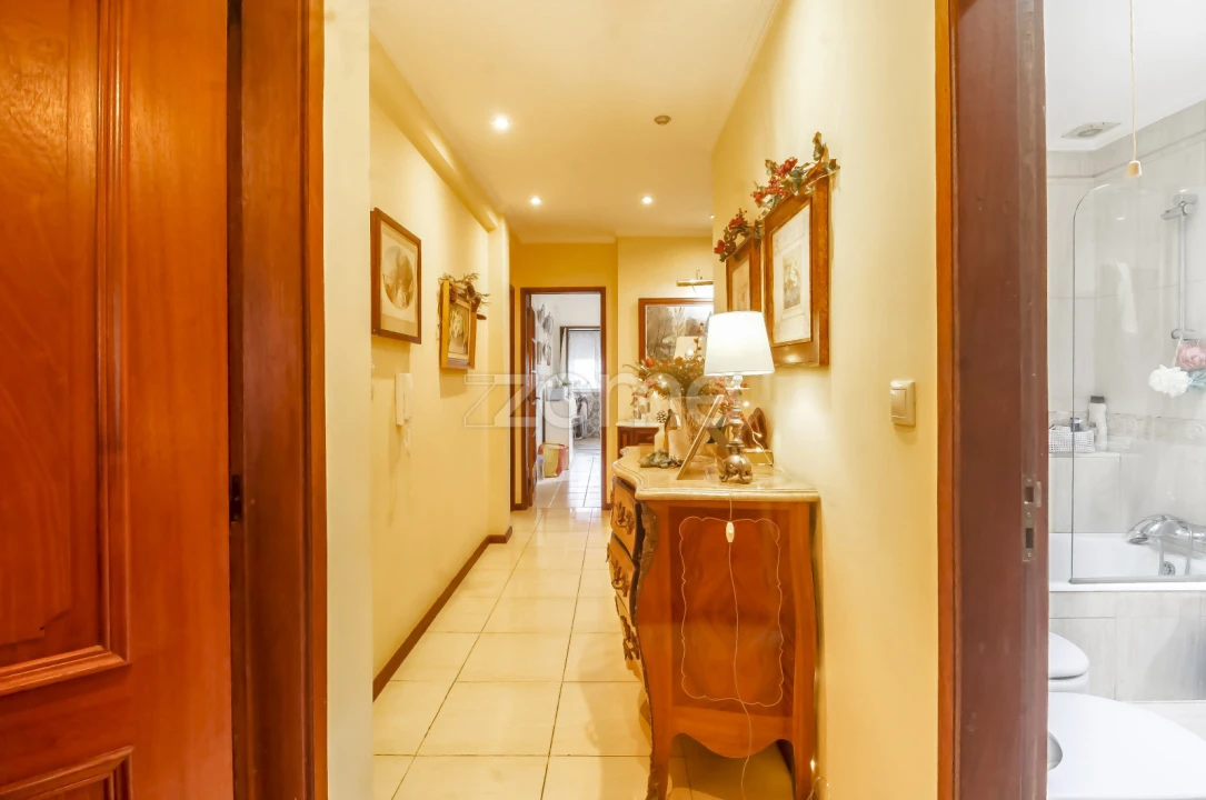 Moradia T4 para Venda em São Mamede de Infesta e Senhora da Hora Foto 26