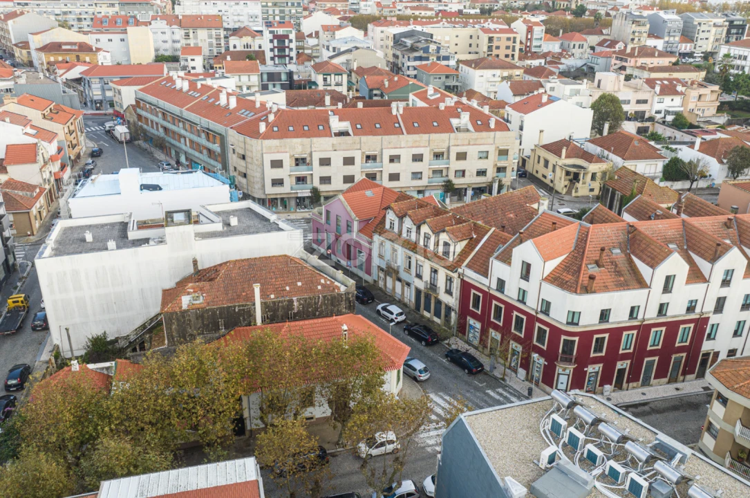Prédio para Venda em Espinho Foto 20