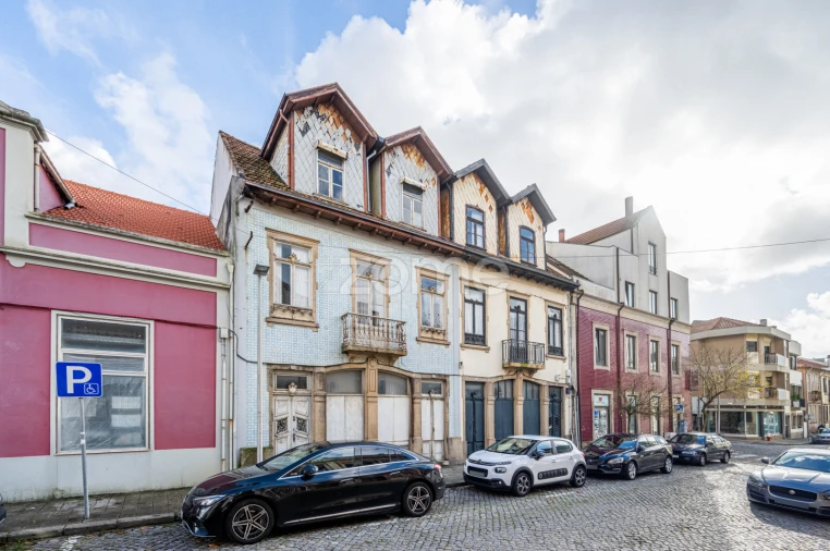 Prédio para Venda em Espinho Foto 5