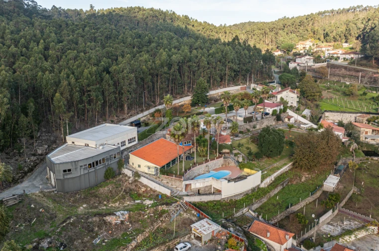 Moradia T3 para Venda em Braga (Maximinos, Sé e Cividade) Foto 5