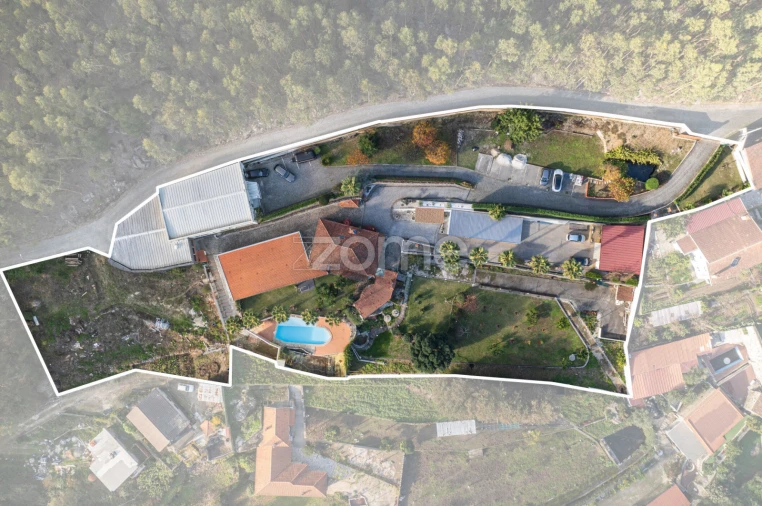 Moradia T3 para Venda em Braga (Maximinos, Sé e Cividade) Foto 4