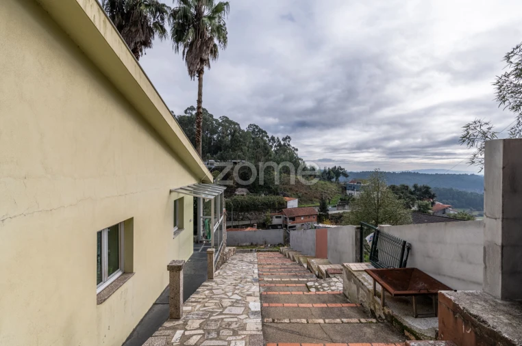 Moradia T3 para Venda em Braga (Maximinos, Sé e Cividade) Foto 37