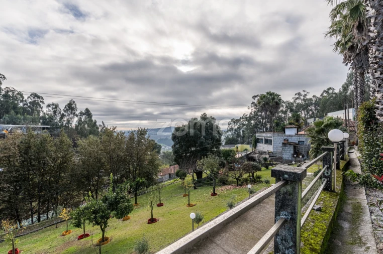 Moradia T3 para Venda em Braga (Maximinos, Sé e Cividade) Foto 53