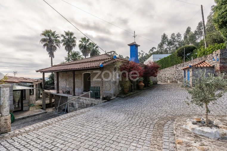 Moradia T3 para Venda em Braga (Maximinos, Sé e Cividade) Foto 55