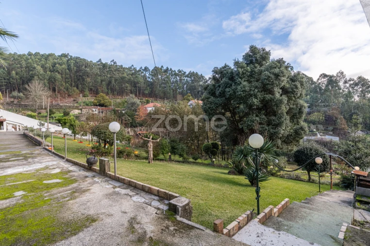 Moradia T3 para Venda em Braga (Maximinos, Sé e Cividade) Foto 59