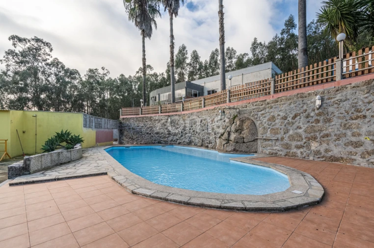 Moradia T3 para Venda em Braga (Maximinos, Sé e Cividade) Foto 64