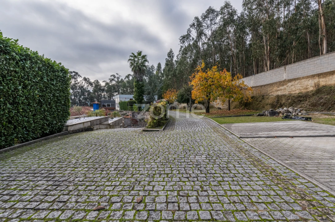 Moradia T3 para Venda em Braga (Maximinos, Sé e Cividade) Foto 50