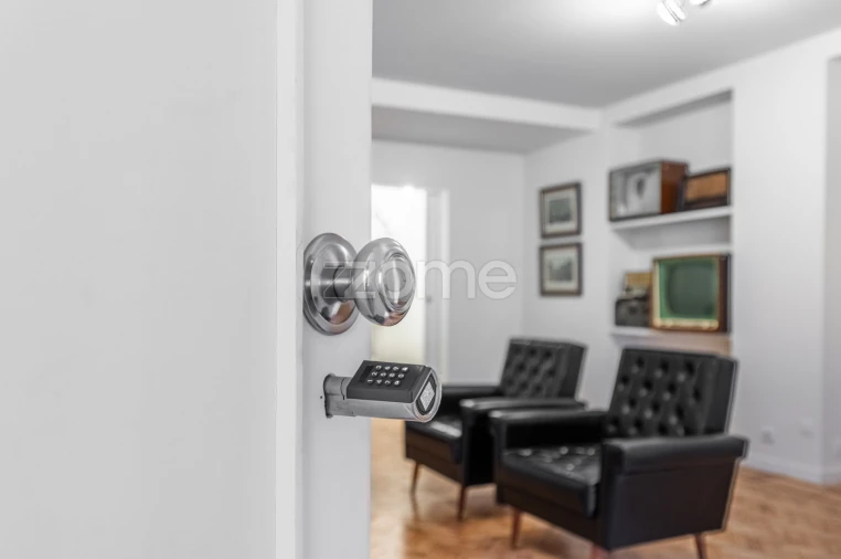 Negócio para Venda em Cedofeita, Santo Ildefonso, Sé, Miragaia, São Nicolau e Vitória Foto 2