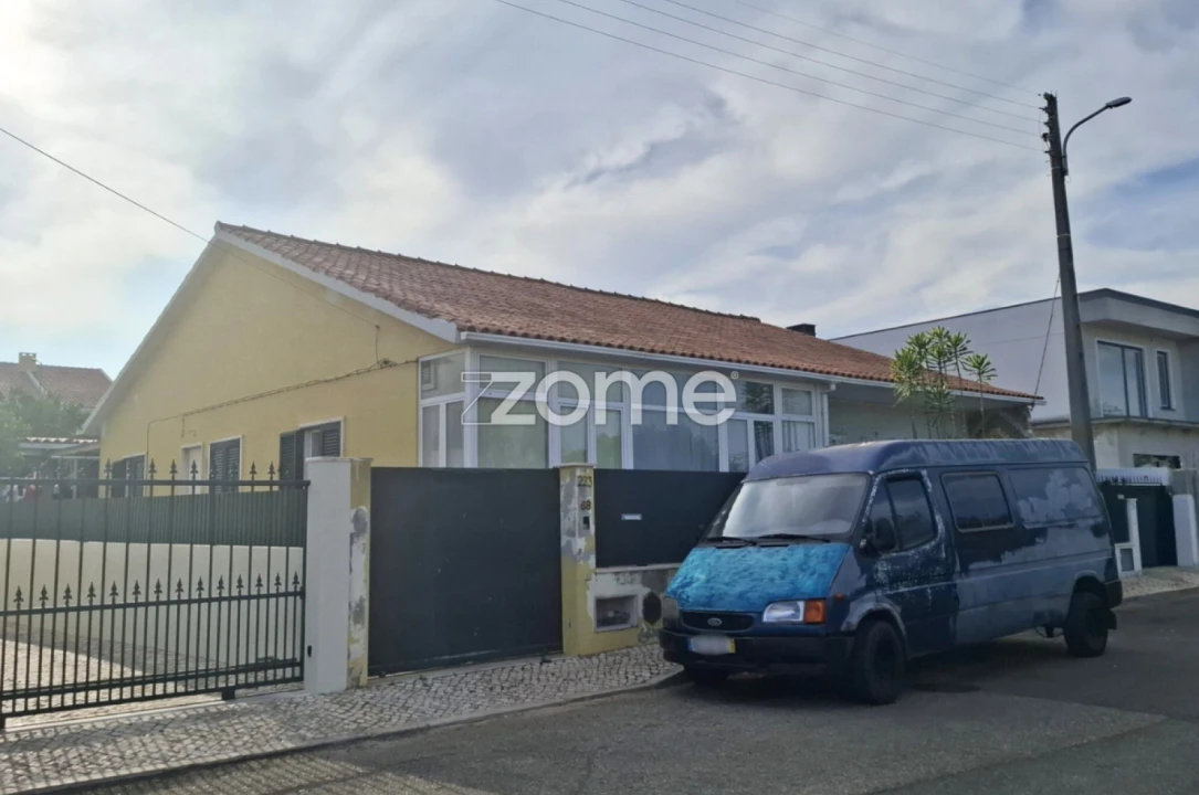 Moradia T3 para Venda em São Domingos de Rana Foto 6