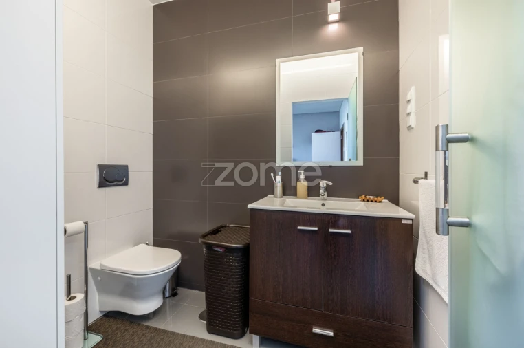 Apartamento T3 para Venda em Marinha Grande Foto 25