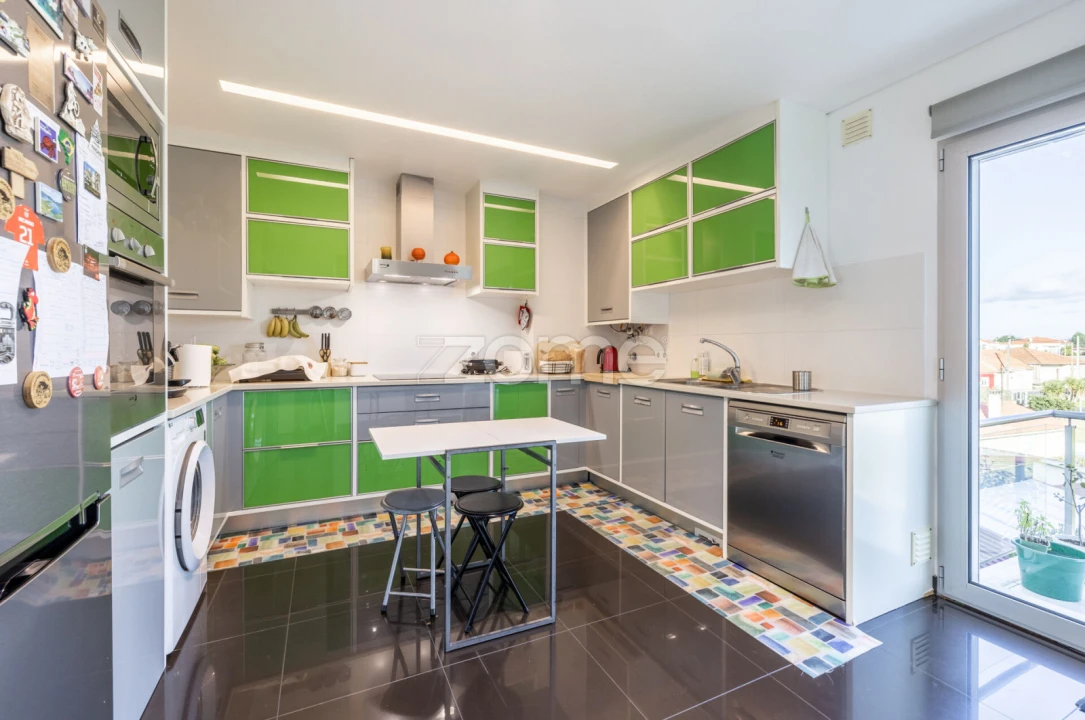 Apartamento T3 para Venda em Marinha Grande Foto 33