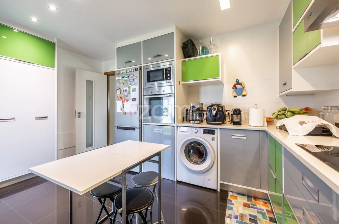 Apartamento T3 para Venda em Marinha Grande Foto 32